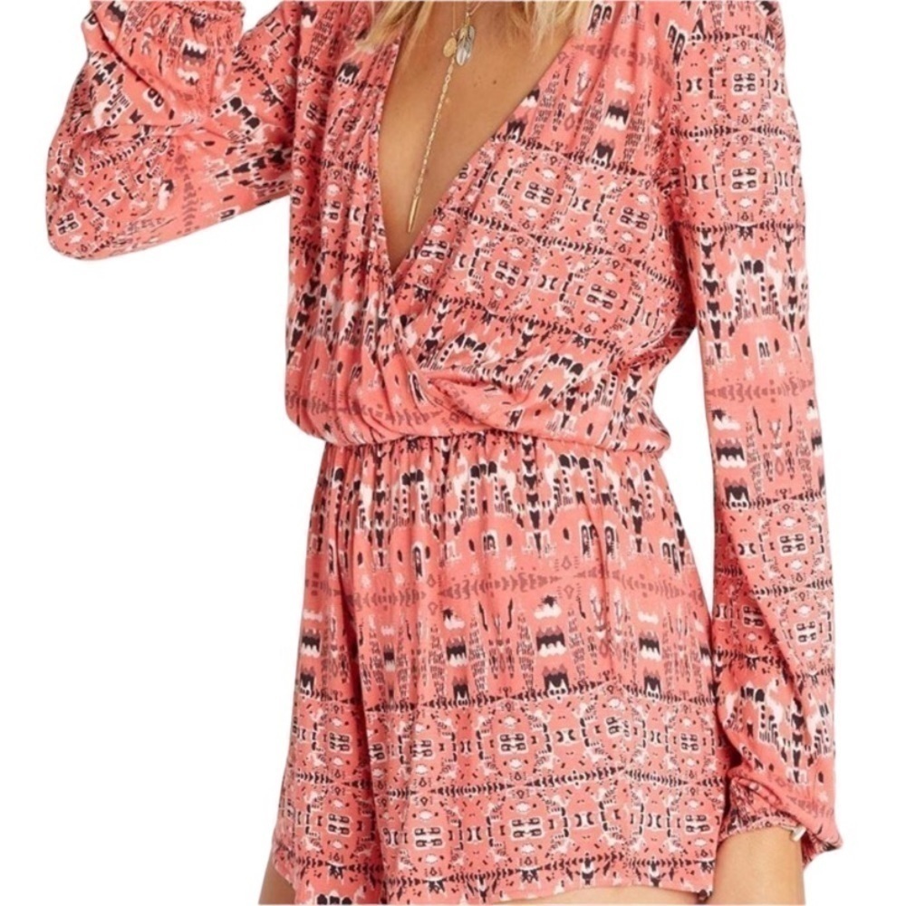 NWT Billabong Picture Perfect Printed Long sleeve Bohemian Knit Romper Size S